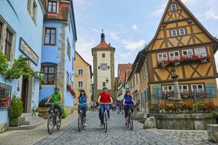 Het pittoreske Rothenburg ob der Tauber is het startpunt van de fietsroute door het Taubertal