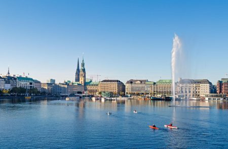 De prachtige binnenalster in Hamburg